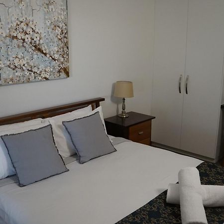 איירלי ביץ' Airlie Seaview Apartments מראה חיצוני תמונה
