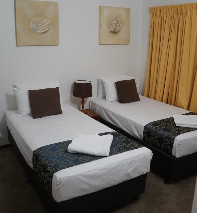 איירלי ביץ' Airlie Seaview Apartments מראה חיצוני תמונה
