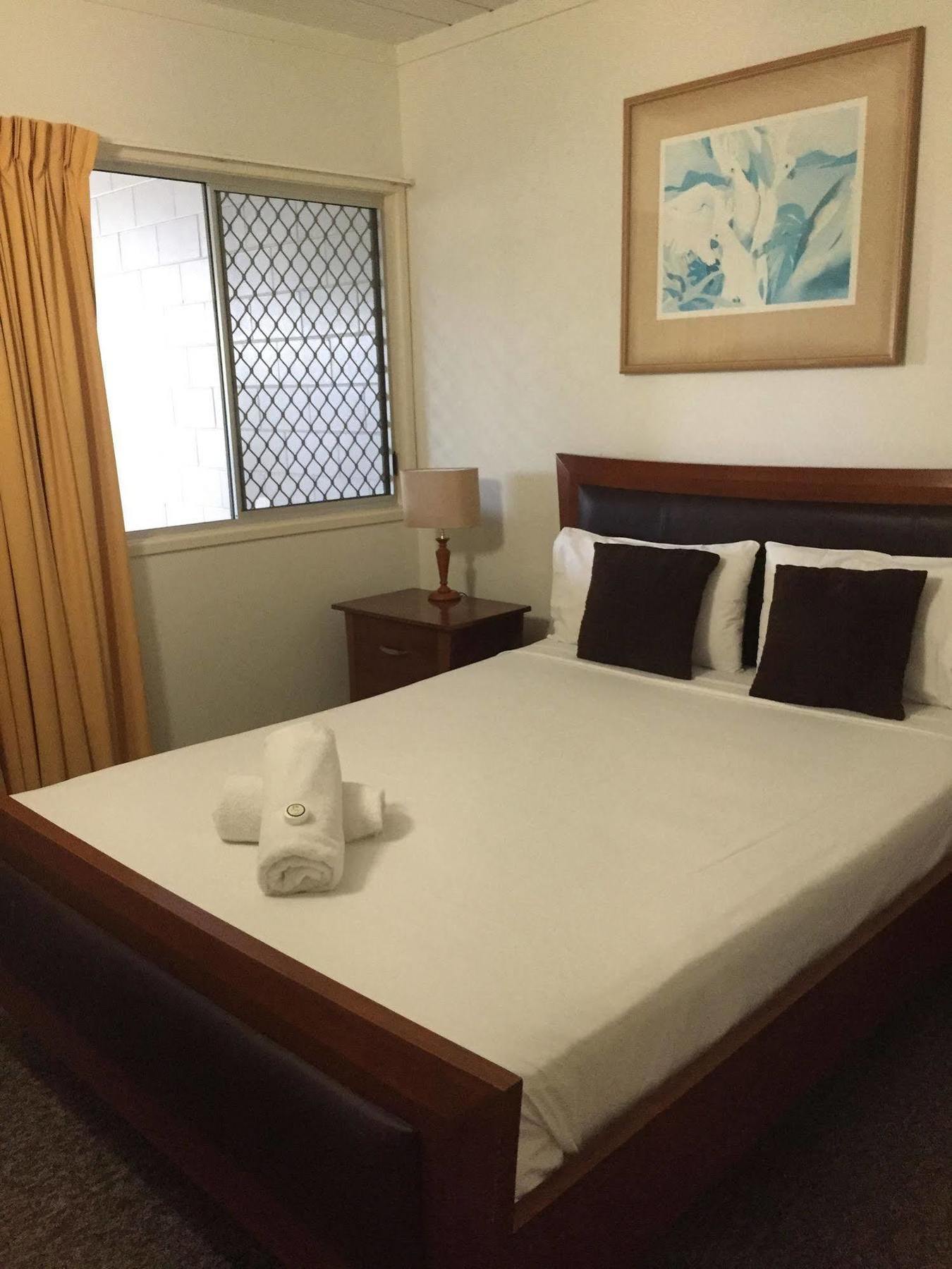 איירלי ביץ' Airlie Seaview Apartments מראה חיצוני תמונה
